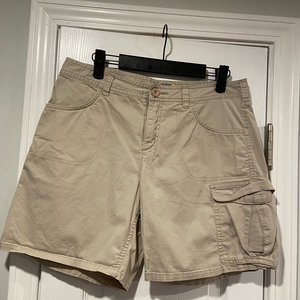 Cabellas Size 8 Khaki Tan Cotton Stretch Zip Up Outdoor Hiking Cargo Shorts
